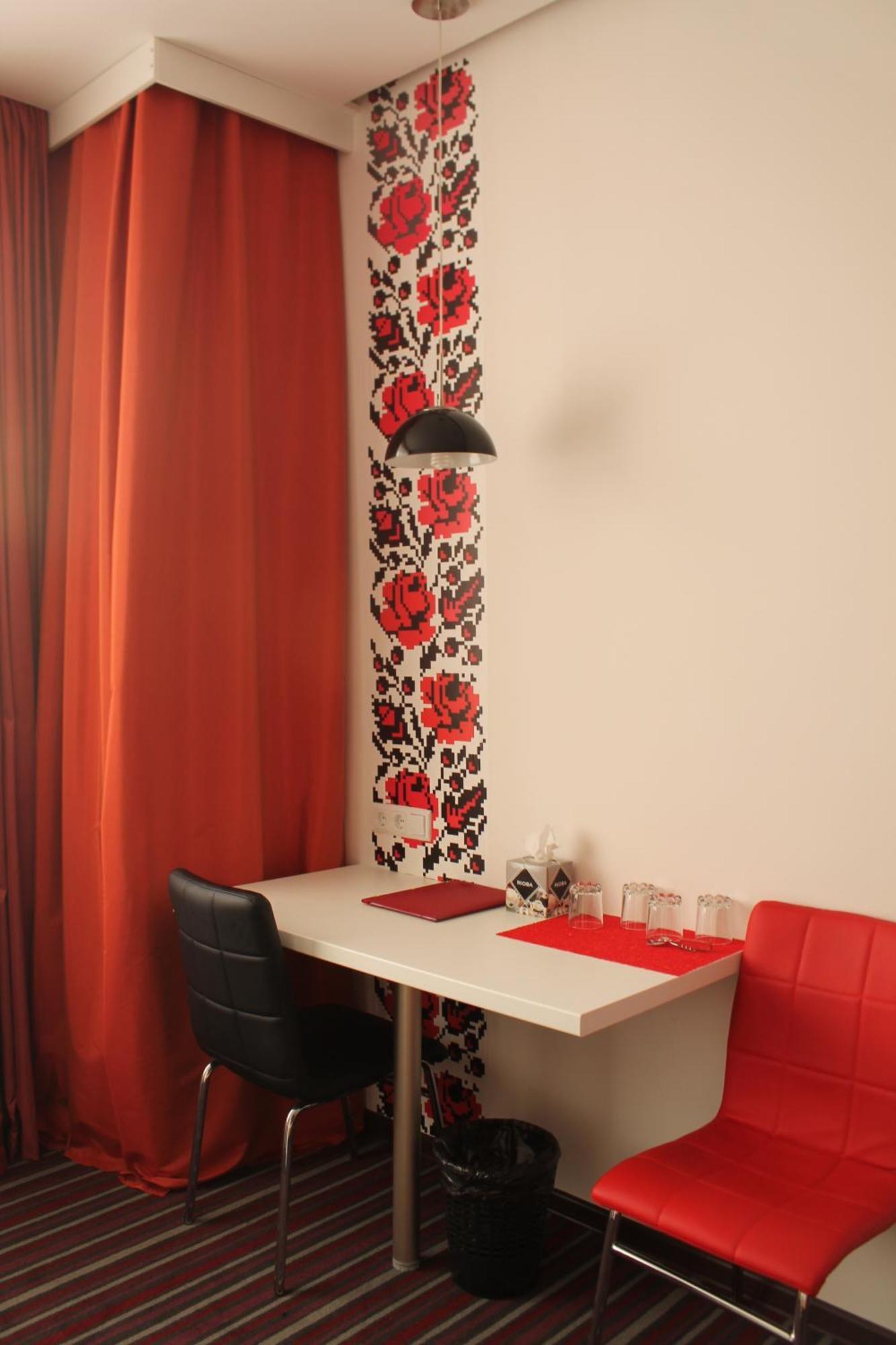Hotel Kalyna Κχαρκίβ Εξωτερικό φωτογραφία