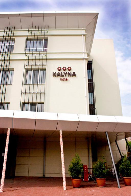 Hotel Kalyna Κχαρκίβ Εξωτερικό φωτογραφία