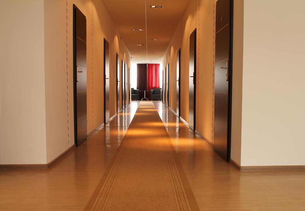 Hotel Kalyna Κχαρκίβ Εξωτερικό φωτογραφία